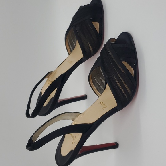 Heels - Picture 3 of 7